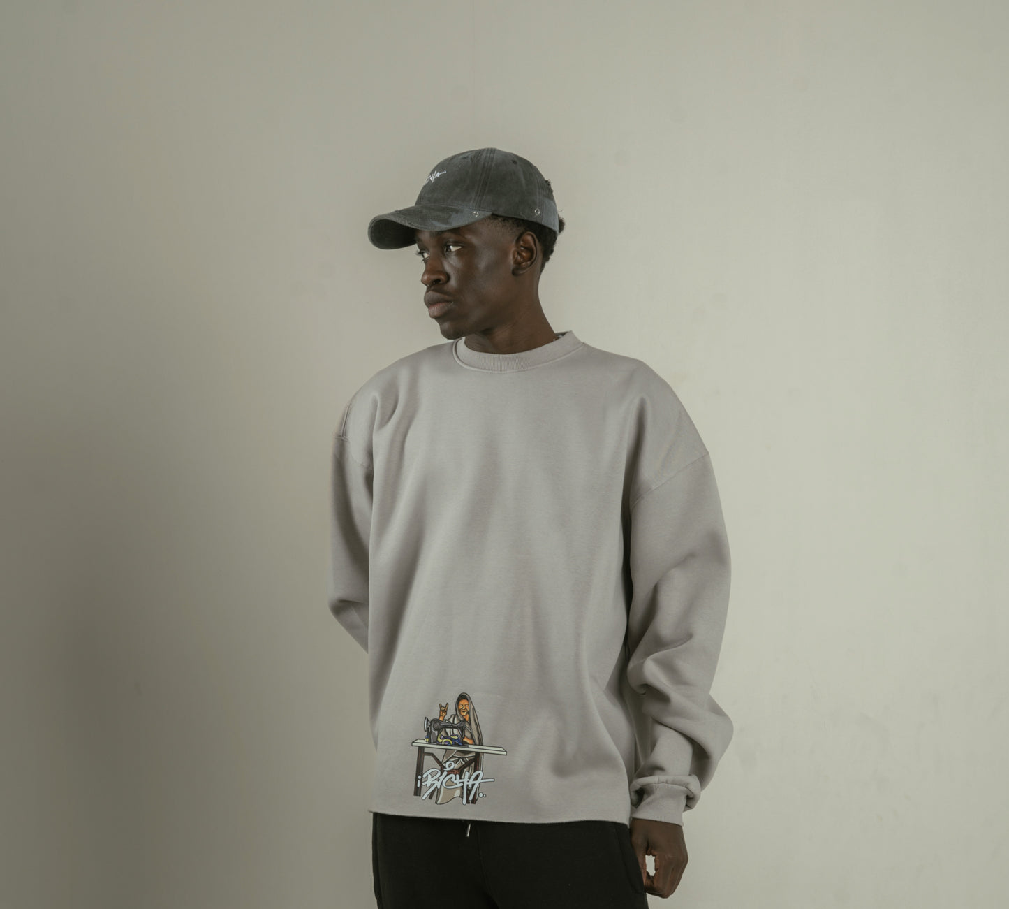r&R®23 Grey Crewneck